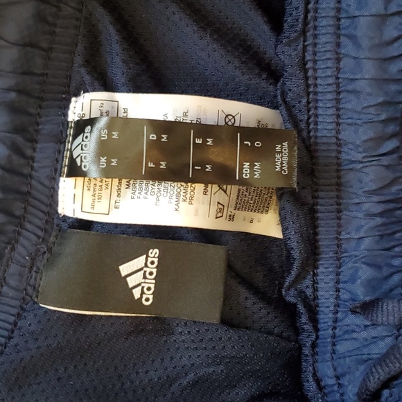 Adidas Lightweight Windbreaker Jacket and Pant Set - Picture 12 of 14